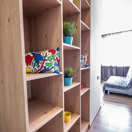 Luxury In A Bright House On Srednefontanskaya 35 Апартаменти *