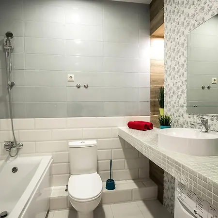 Luxury In A Bright House On Srednefontanskaya 35 *